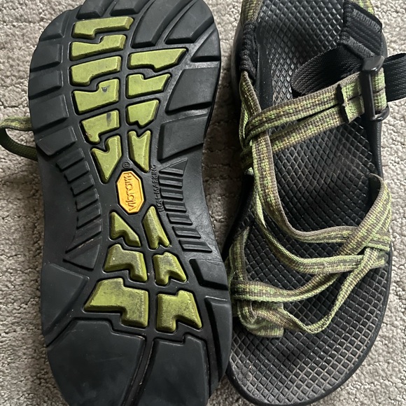 Chacos ZX/2 green strap sandals - Picture 2 of 3